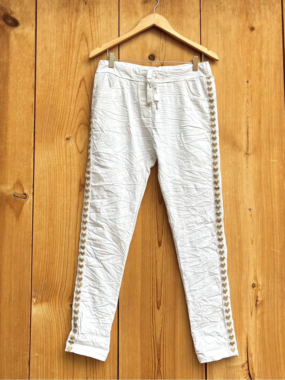 Angela Mara Made In Italy White Heart Piping Pants Sz Medium